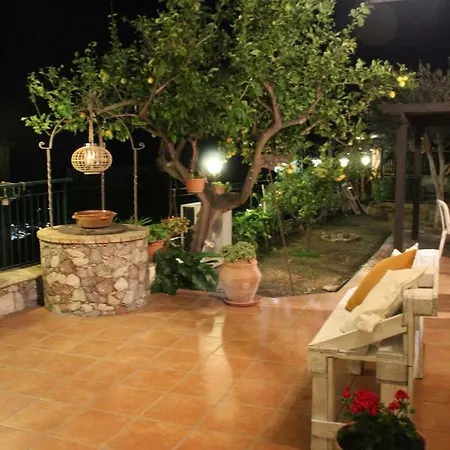 Marale Apartment Castelmola
